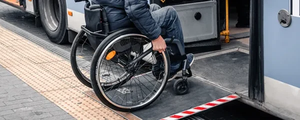 Comment rendre les transports publics plus accessibles aux personnes handicapees